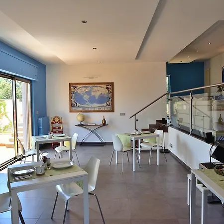 Bed & Breakfast La Ambienti Sanificati Con Generatore Di Ozono 3*