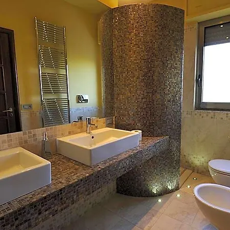 La Ambienti Sanificati Con Generatore Di Ozono B&B 3*
