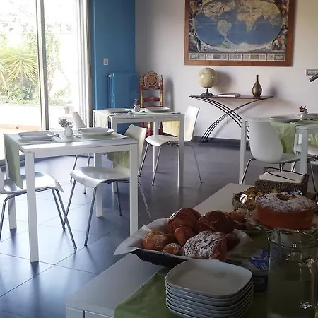 La Ambienti Sanificati Con Generatore Di Ozono Bed & Breakfast 3*